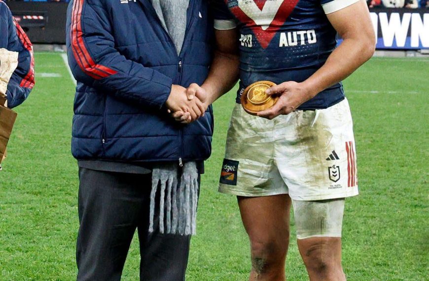 Daniel Tupou- Va’inga hono 300 ma’ae Sydney Roosters