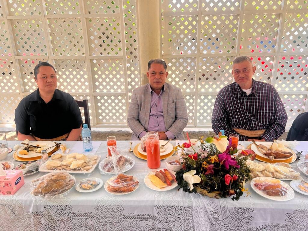 CEO Ministry of Justice Dr. Sela Moa, Minister of Justice Dr. Viliami Latu and Mr. Viliami Fotu